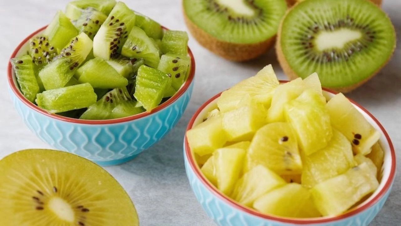 Kiwi vàng và kiwi xanh còn có hương vị khác biệt từ độ ngọt đến kết cấu